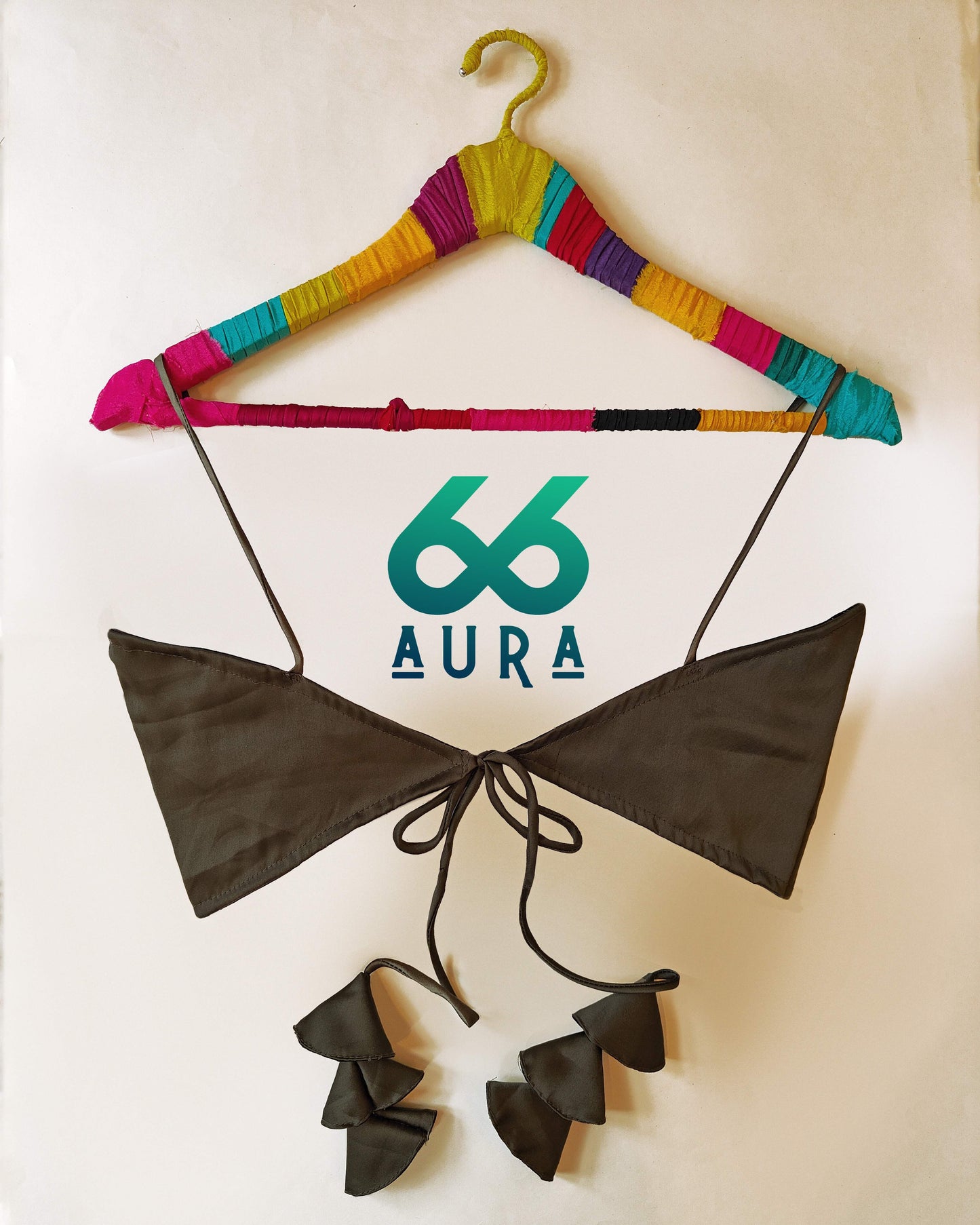 ASH AURA SLEEVELESS BLOUSE