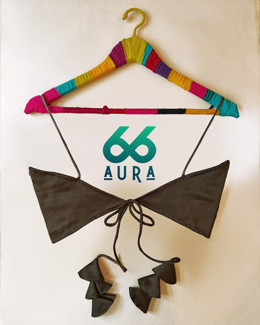 ASH AURA SLEEVELESS BLOUSE