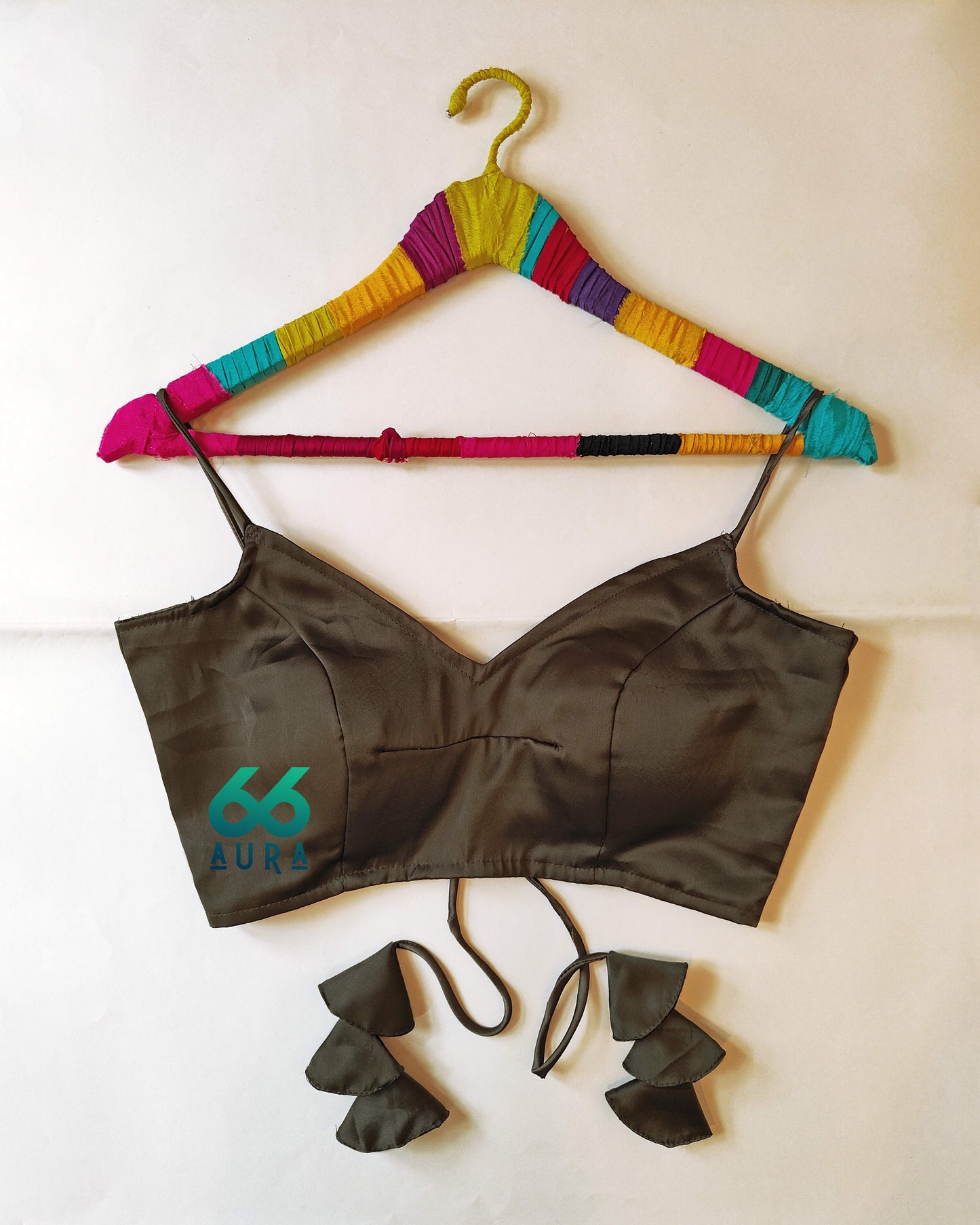 ASH AURA SLEEVELESS BLOUSE