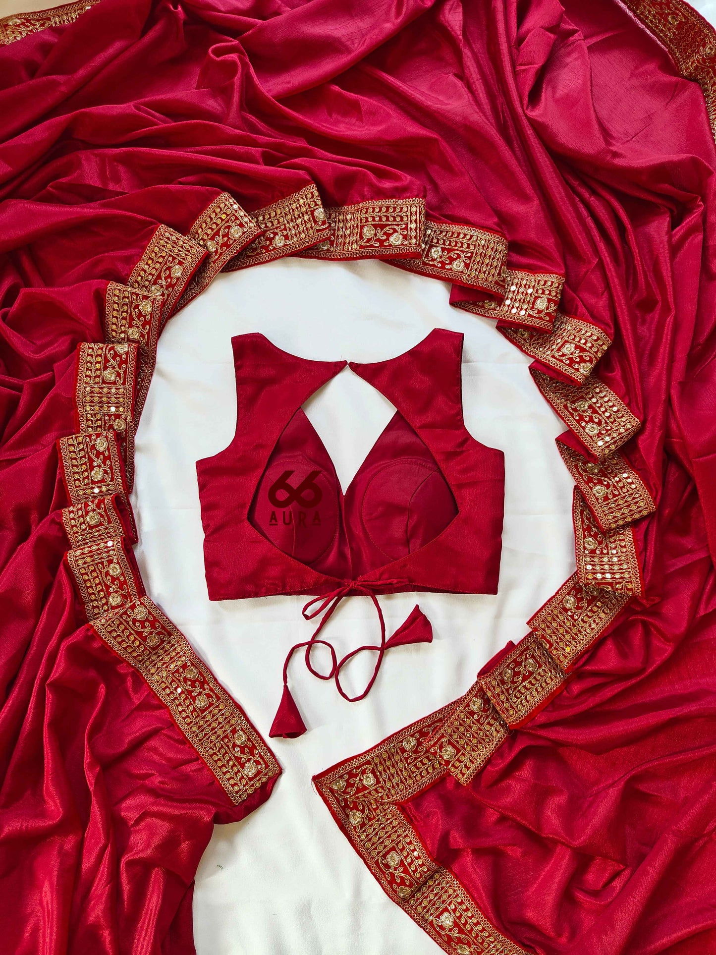 OOMPH AURA SAREE WITH BERRY AURA SLEEVELESS BLOUSE