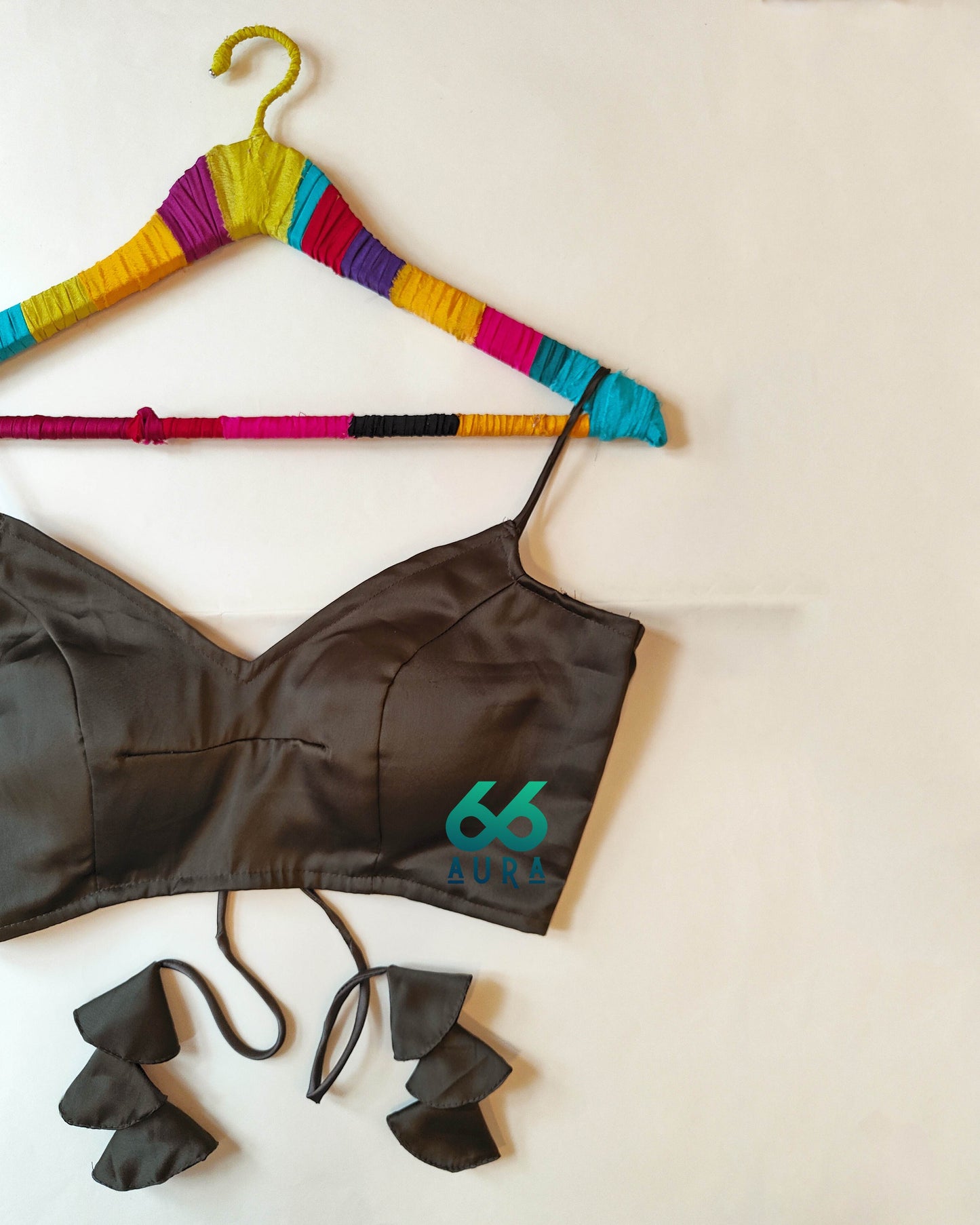 ASH AURA SLEEVELESS BLOUSE