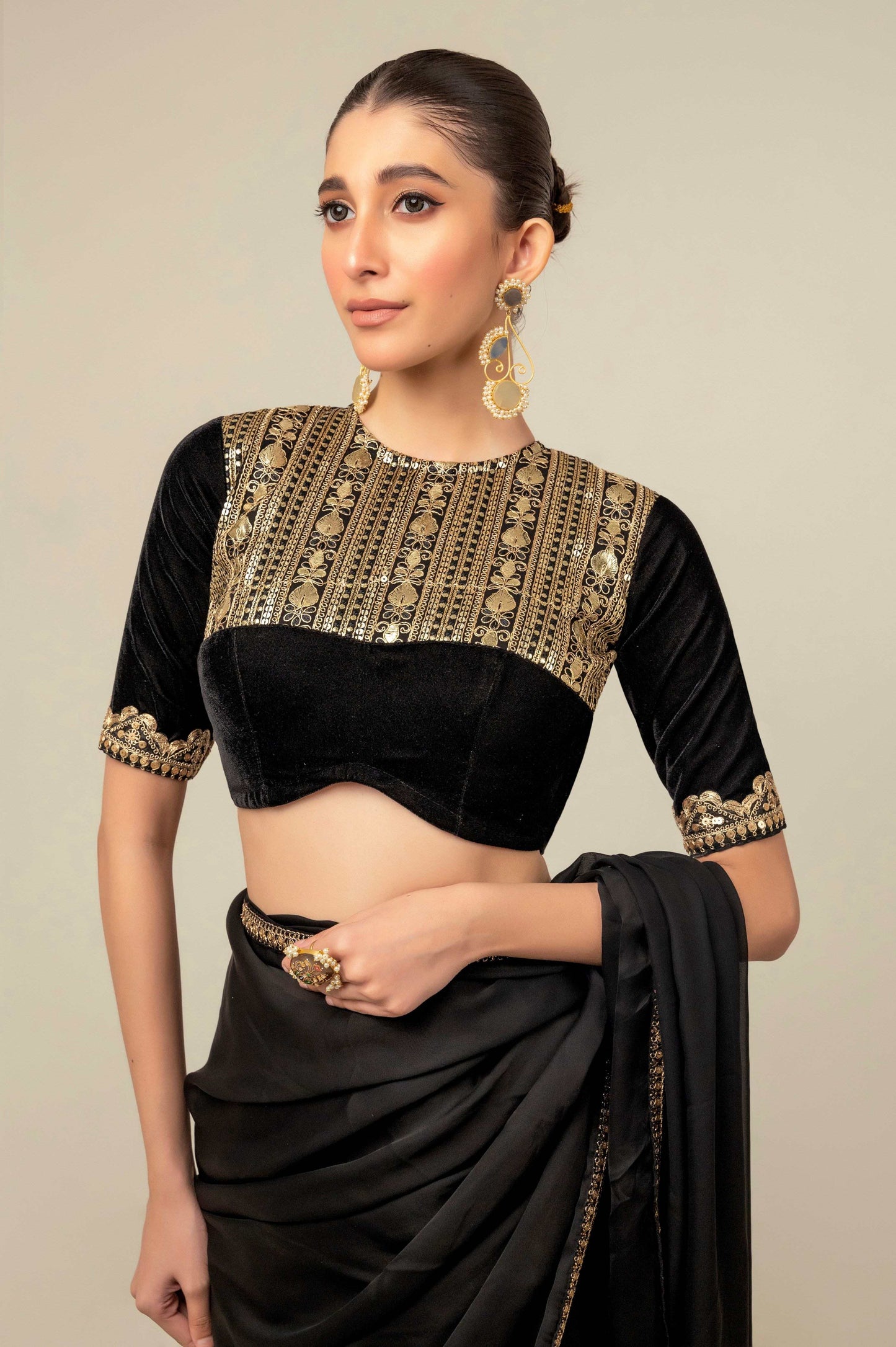 JEWEL JOY SAREE WITH OLD WORLD BLOUSE - 66Aura