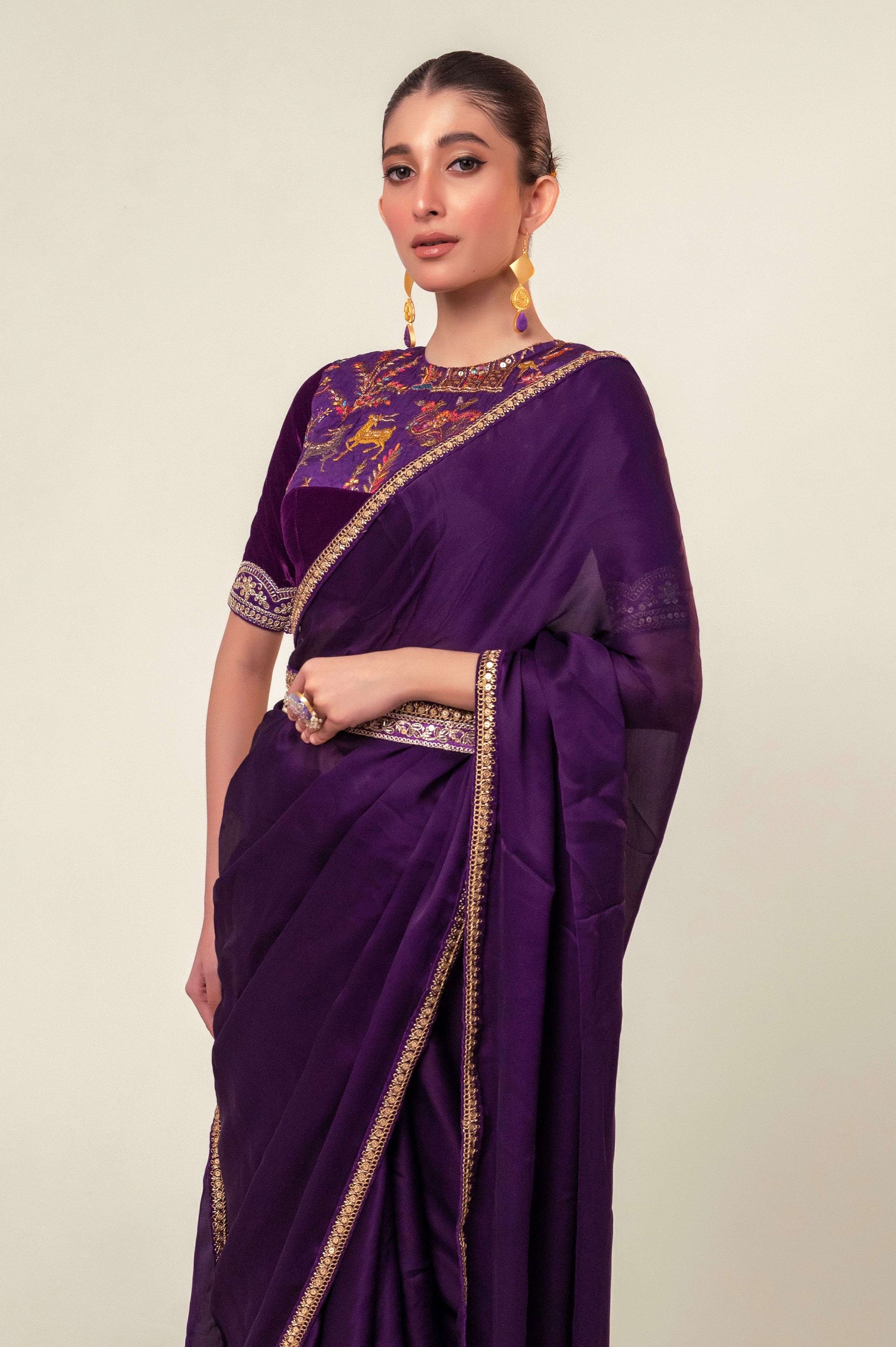 BOLD BLOOM SAREE WITH ROYAL HAZE BLOUSE - 66Aura