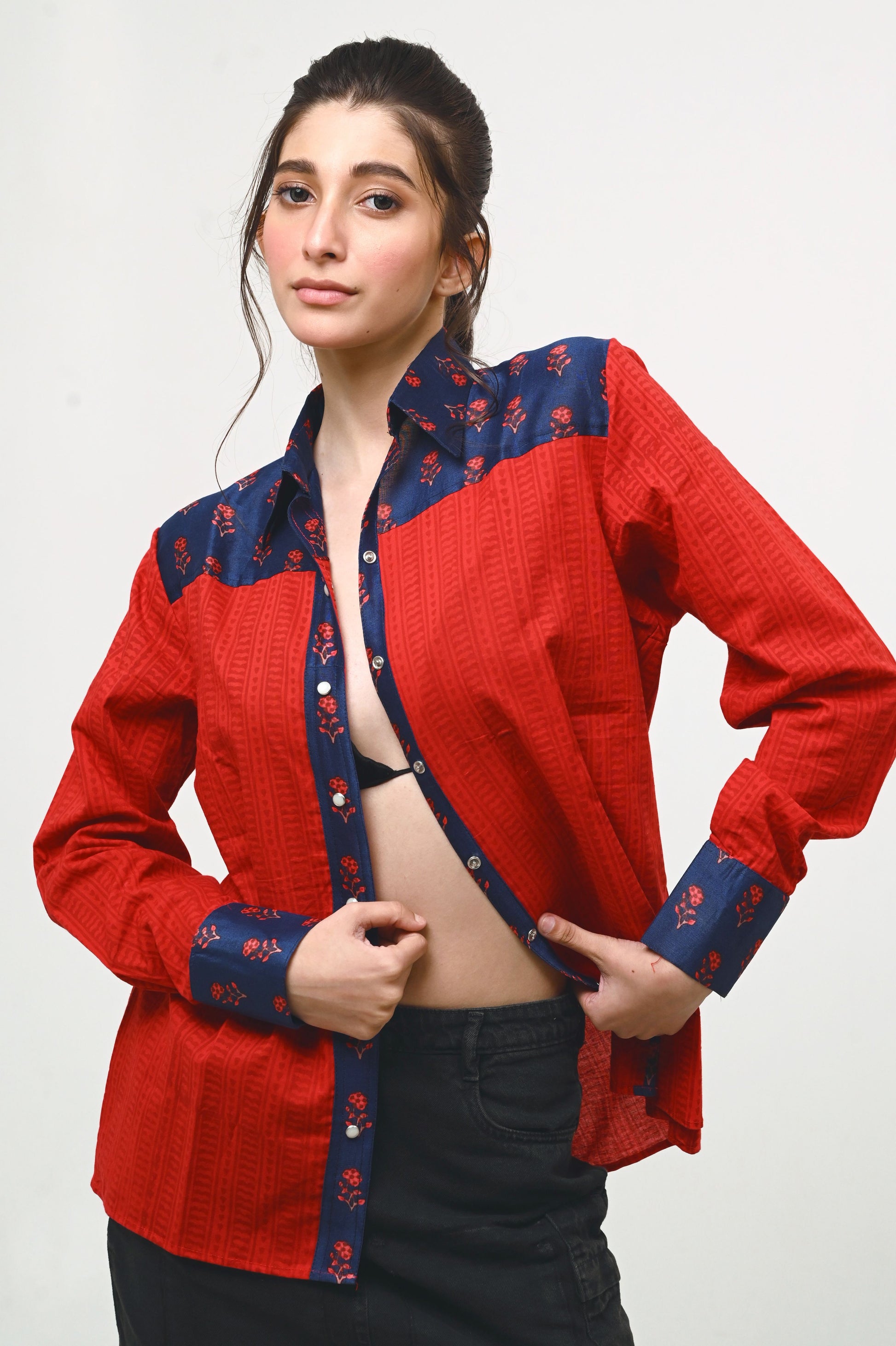 RUBY ROAR SHIRT - 66Aura