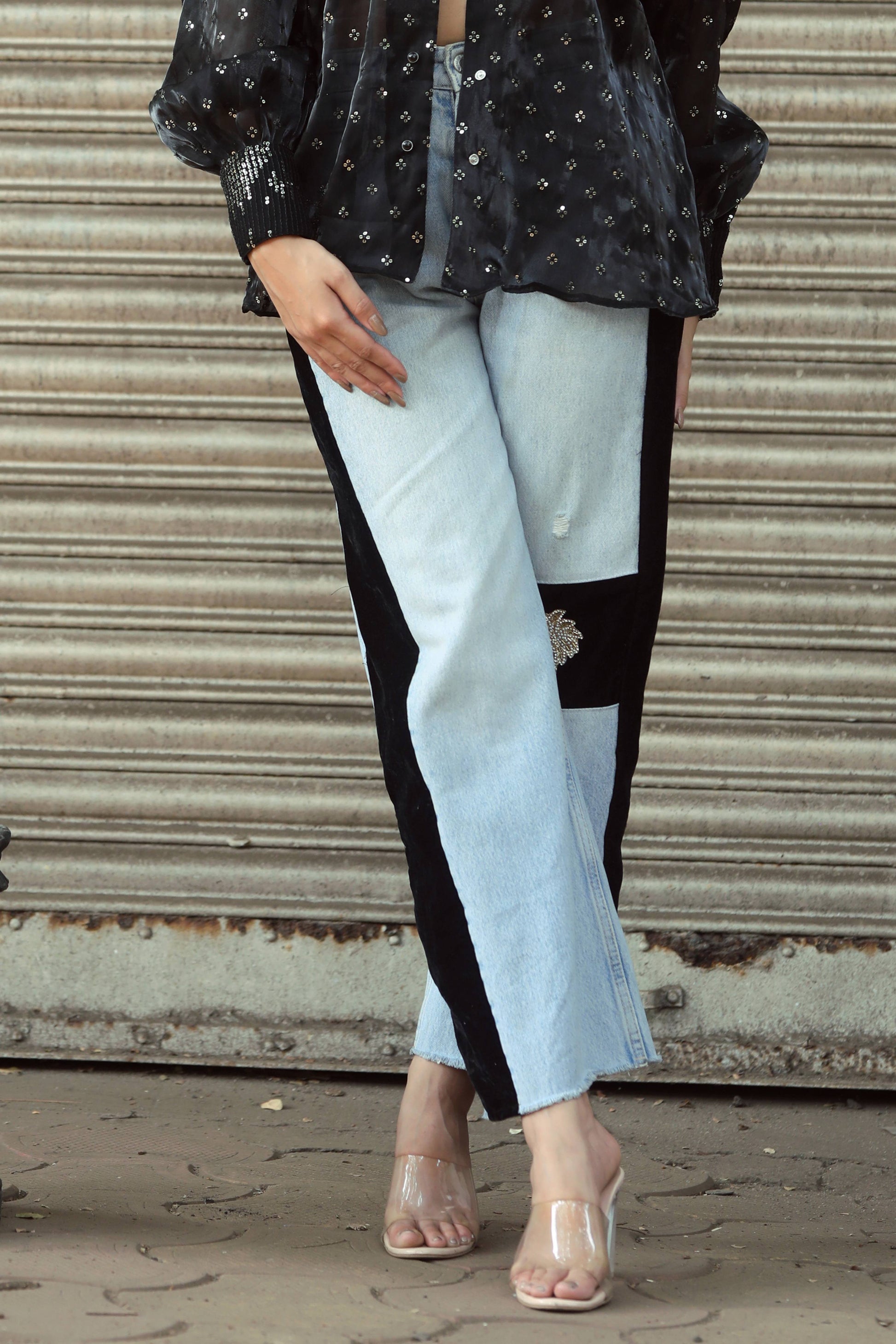 High-waisted BOSS BABE jeans by 66aura, featuring a classic blue denim wash and stylish fit.