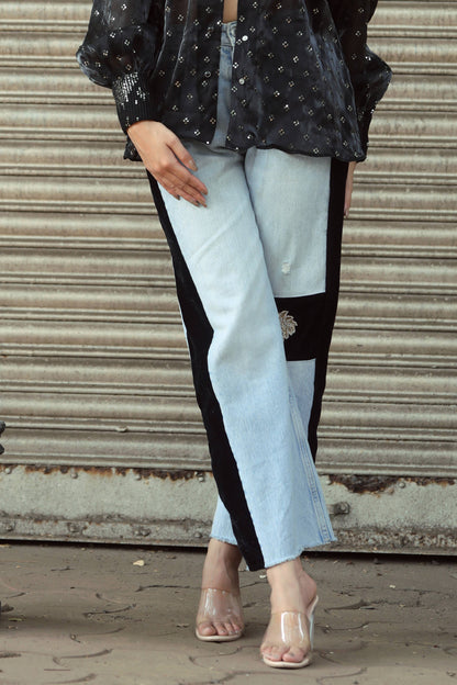 High-waisted BOSS BABE jeans by 66aura, featuring a classic blue denim wash and stylish fit.