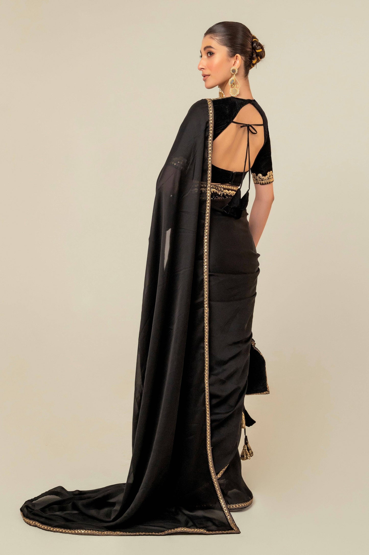 JEWEL JOY SAREE WITH OLD WORLD BLOUSE - 66Aura