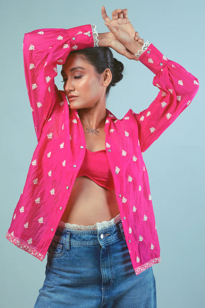 Oversized PING PING shirt by 66aura featuring a relaxed fit, lightweight fabric, and casual style, shown on a model.