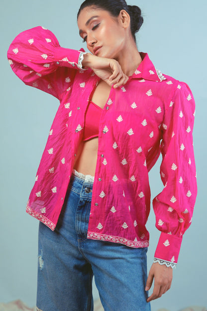 Oversized PING PING shirt by 66aura, showing a relaxed fit with bold design details and casual style.