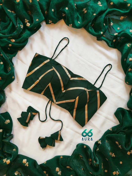 PINE AURA SLEEVELESS BLOUSE