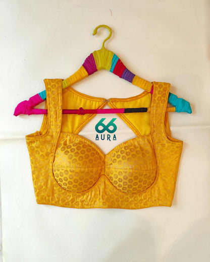 HONEY AURA SLEEVELESS BLOUSE