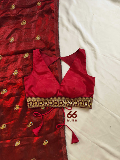 BERRY AURA SLEEVELESS BLOUSE