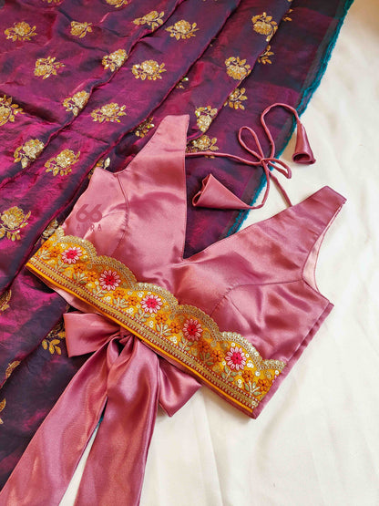 EMPRESS AURA SAREE WITH DARLING AURA SLEEVELESS BLOUSE