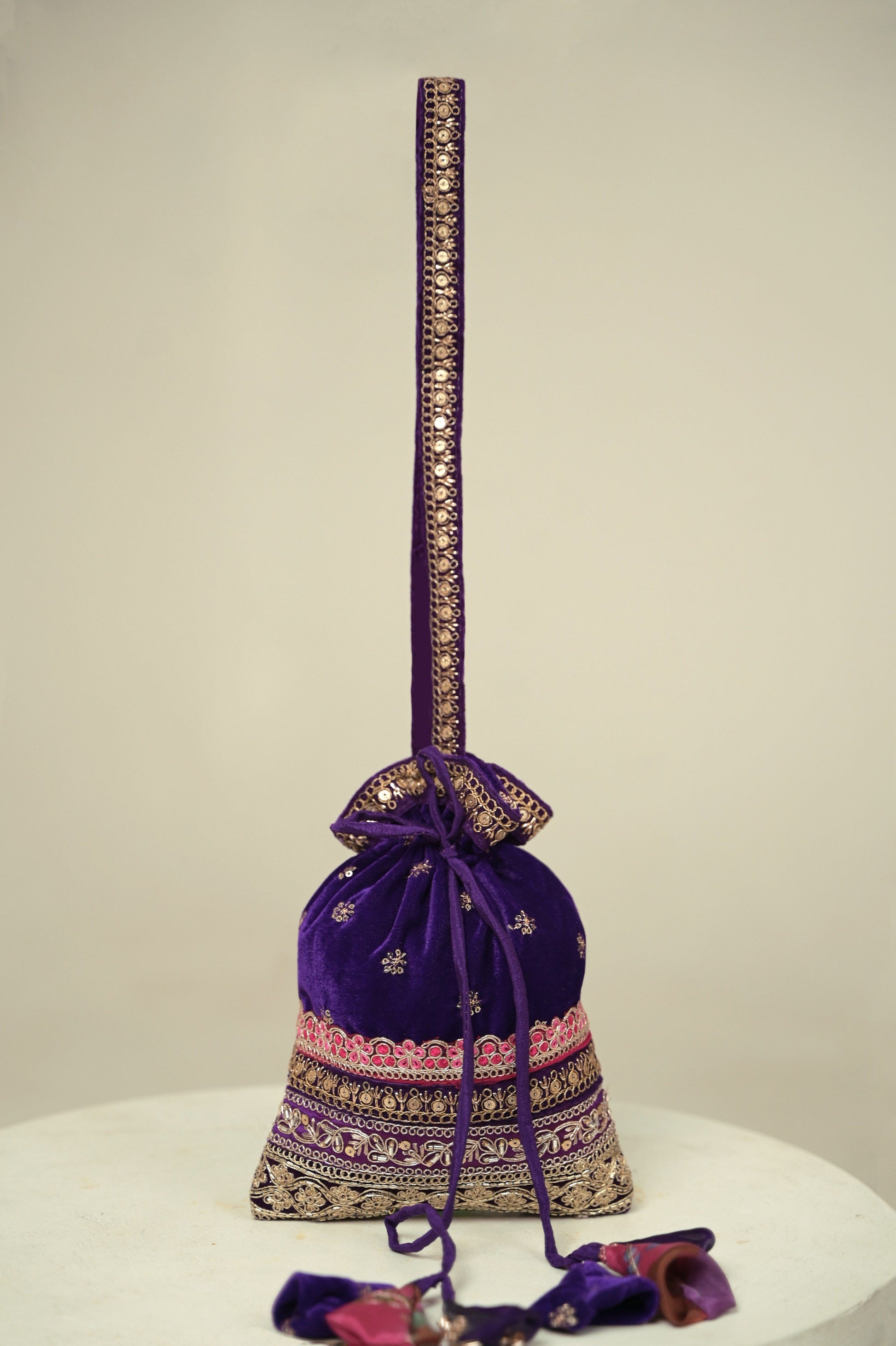 MRINALINI BAG - 66Aura