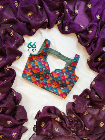 VIVID AURA SLEEVELESS BLOUSE