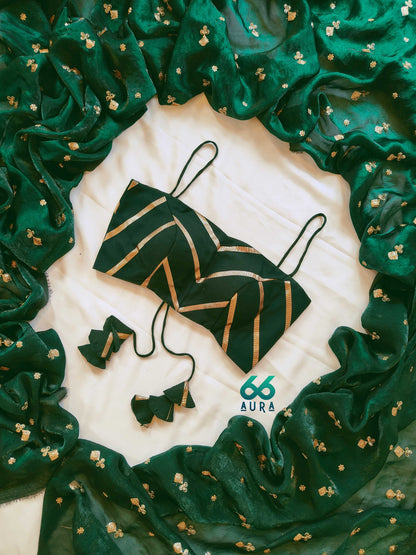 PINE AURA SLEEVELESS BLOUSE