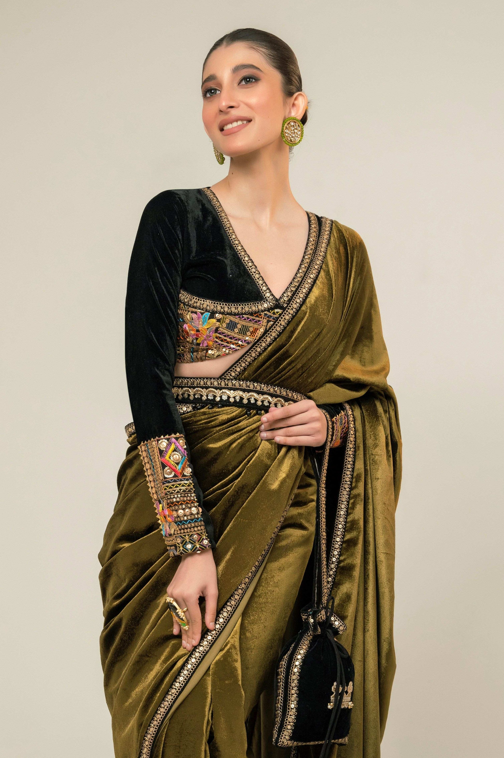 VELVET VOGUE SAREE WITH MIDNIGHT MANOR BLOUSE - 66Aura