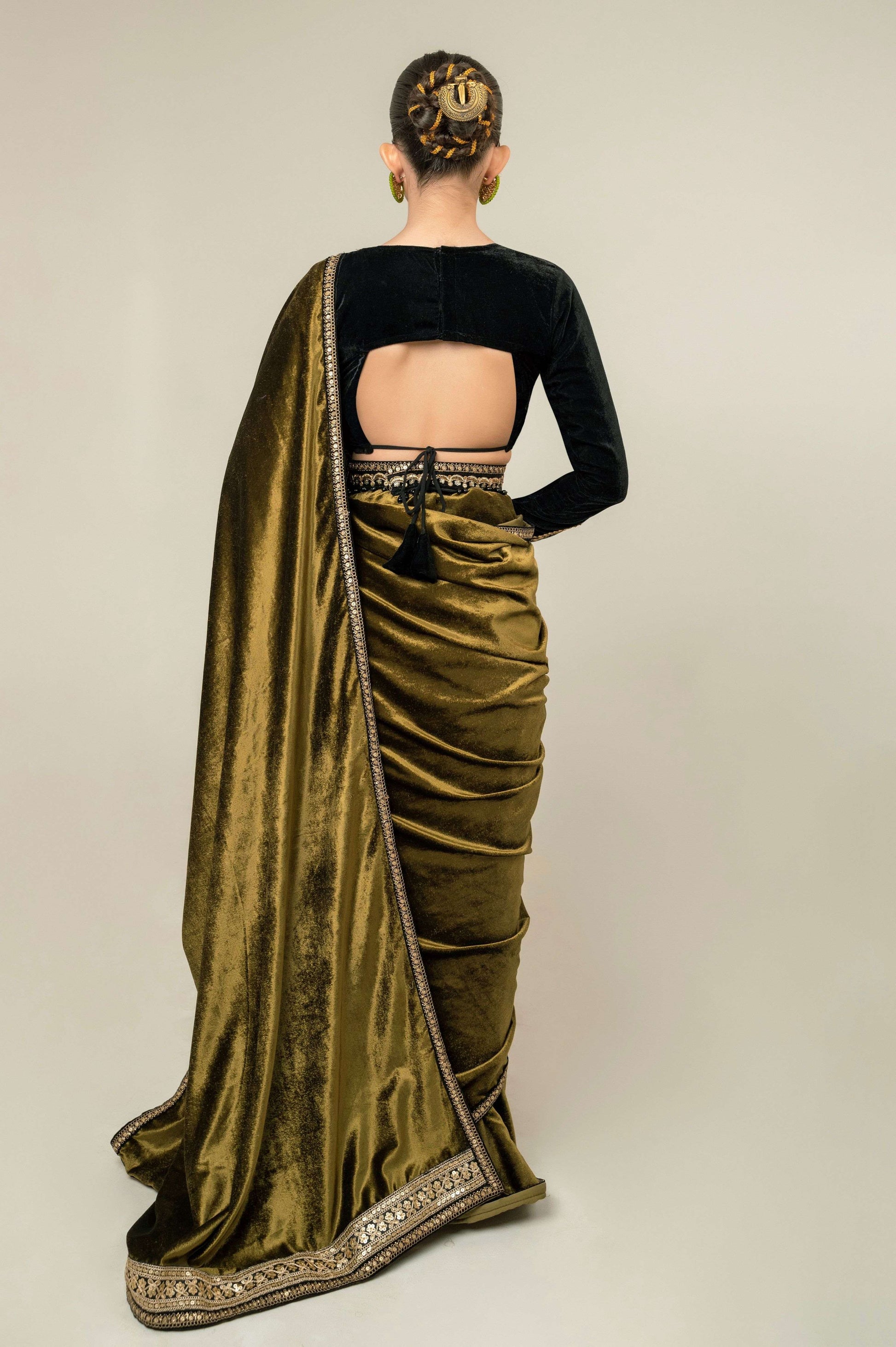 VELVET VOGUE SAREE - 66Aura