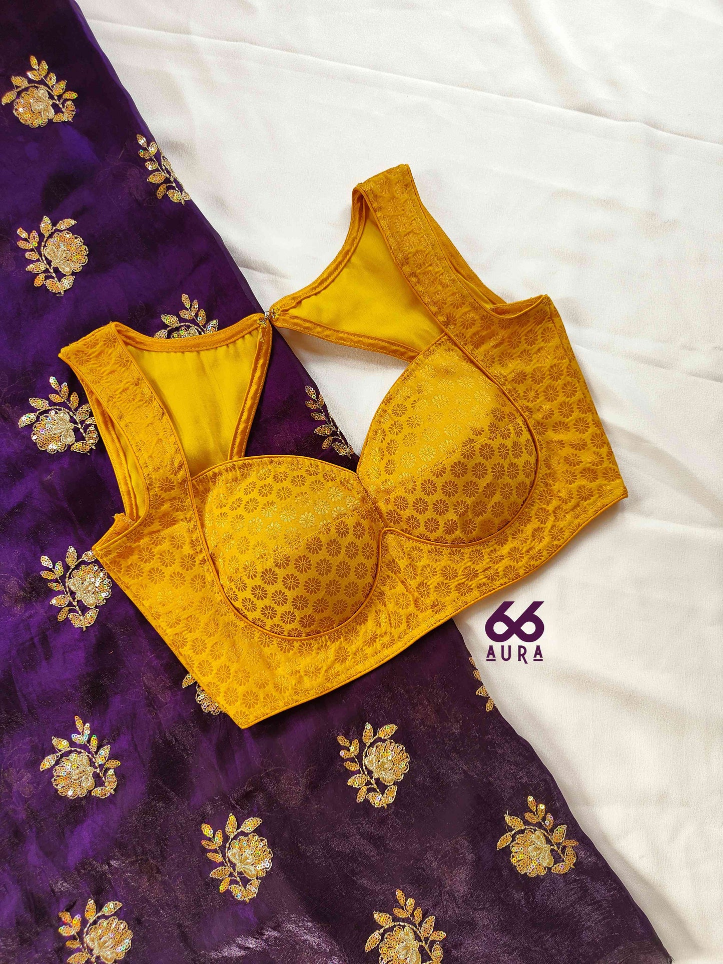 IMPERIAL AURA SAREE WITH HONEY AURA SLEEVELESS BLOUSE