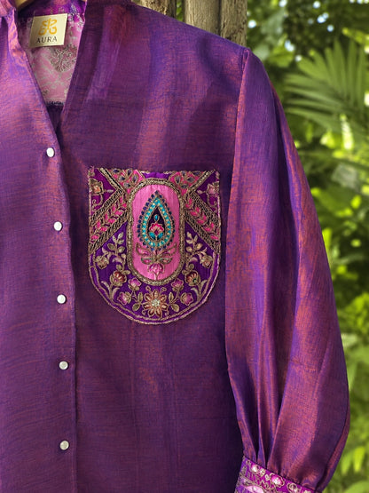 66aura Gossip Girl oversized shirt featuring a relaxed fit and stylish design, displayed on a hanger.