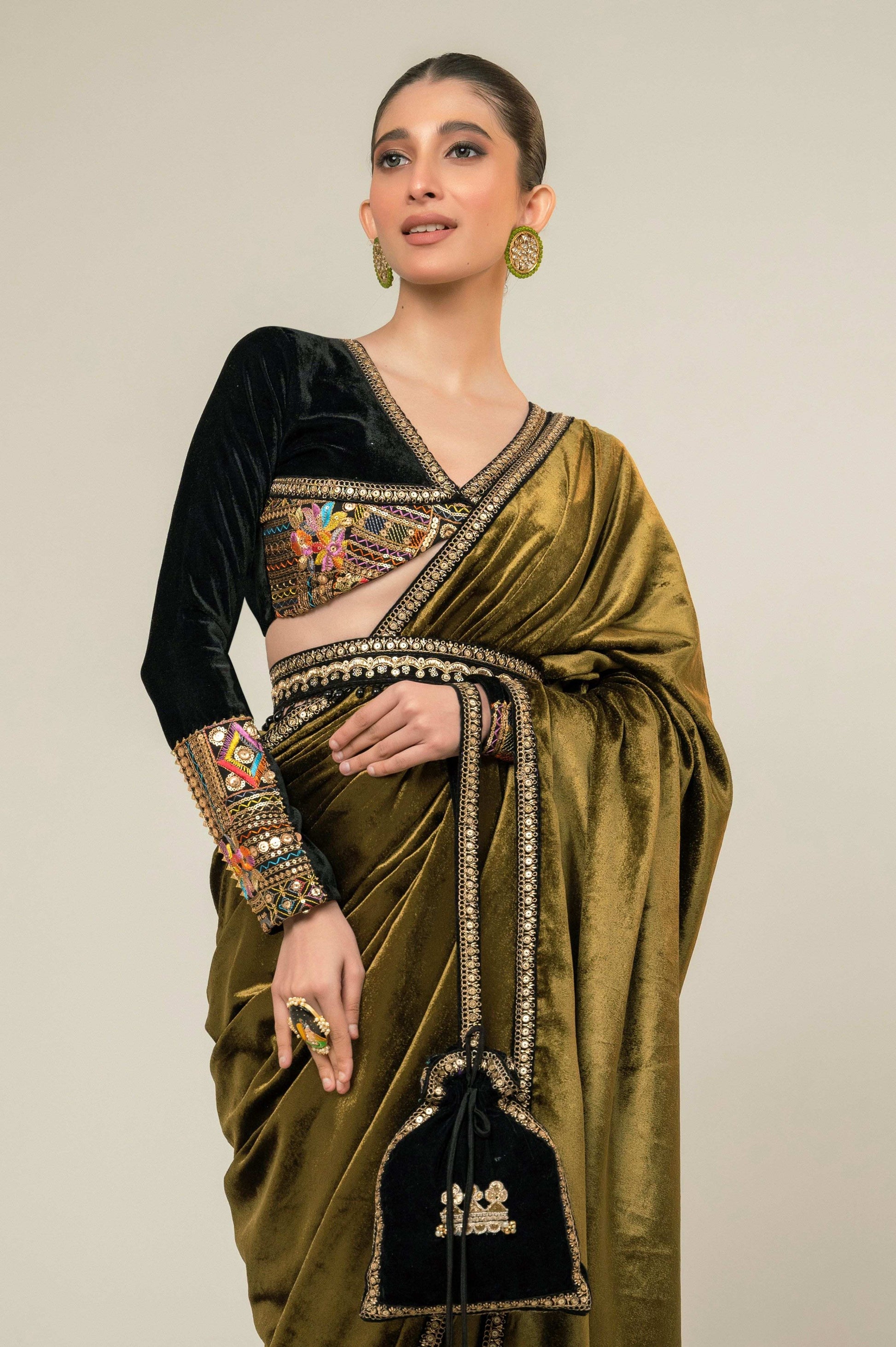 VELVET VOGUE SAREE - 66Aura