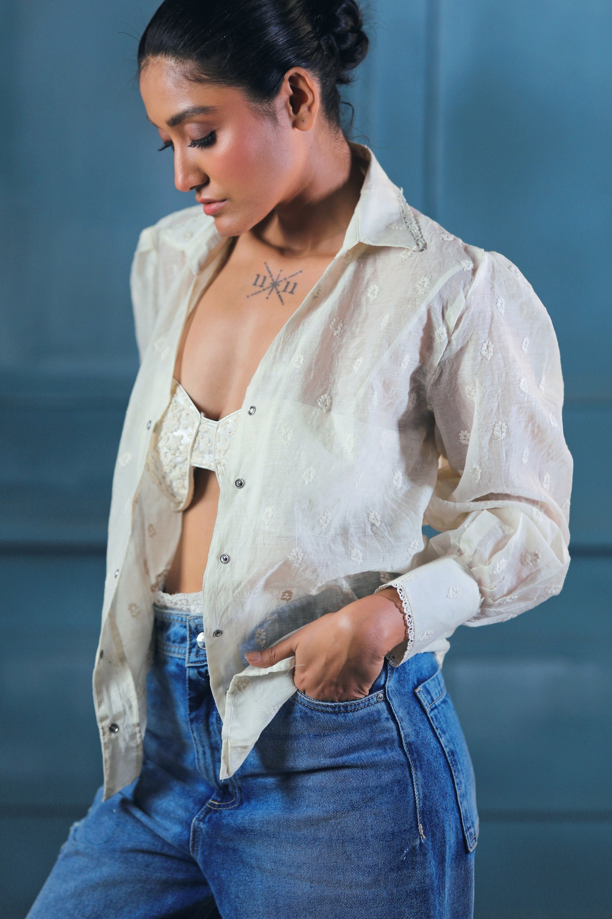 Oversized CLOUD CRAFT shirt by 66aura in soft fabric, shown in a relaxed fit with a light, airy appearance and casual style.