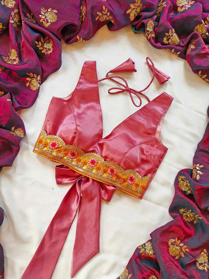 DARLING AURA SLEEVELESS BLOUSE