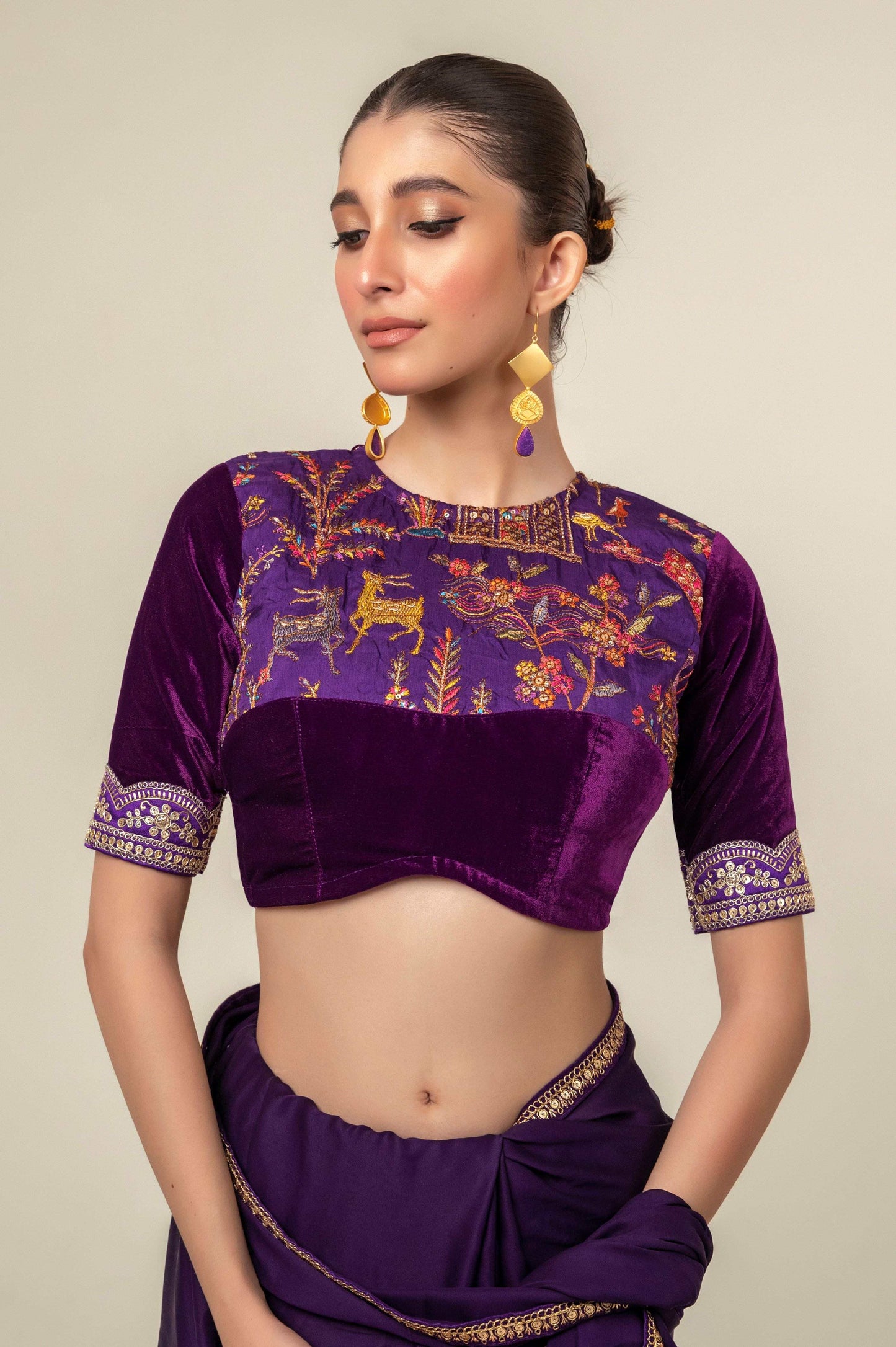 BOLD BLOOM SAREE WITH ROYAL HAZE BLOUSE - 66Aura