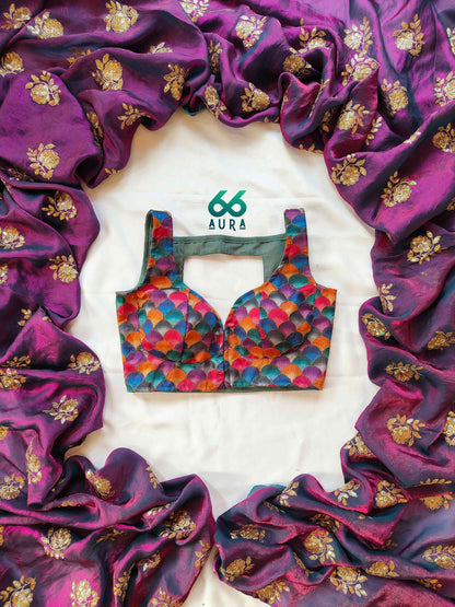 EMPRESS AURA SAREE WITH VIVID AURA SLEEVELESS BLOUSE