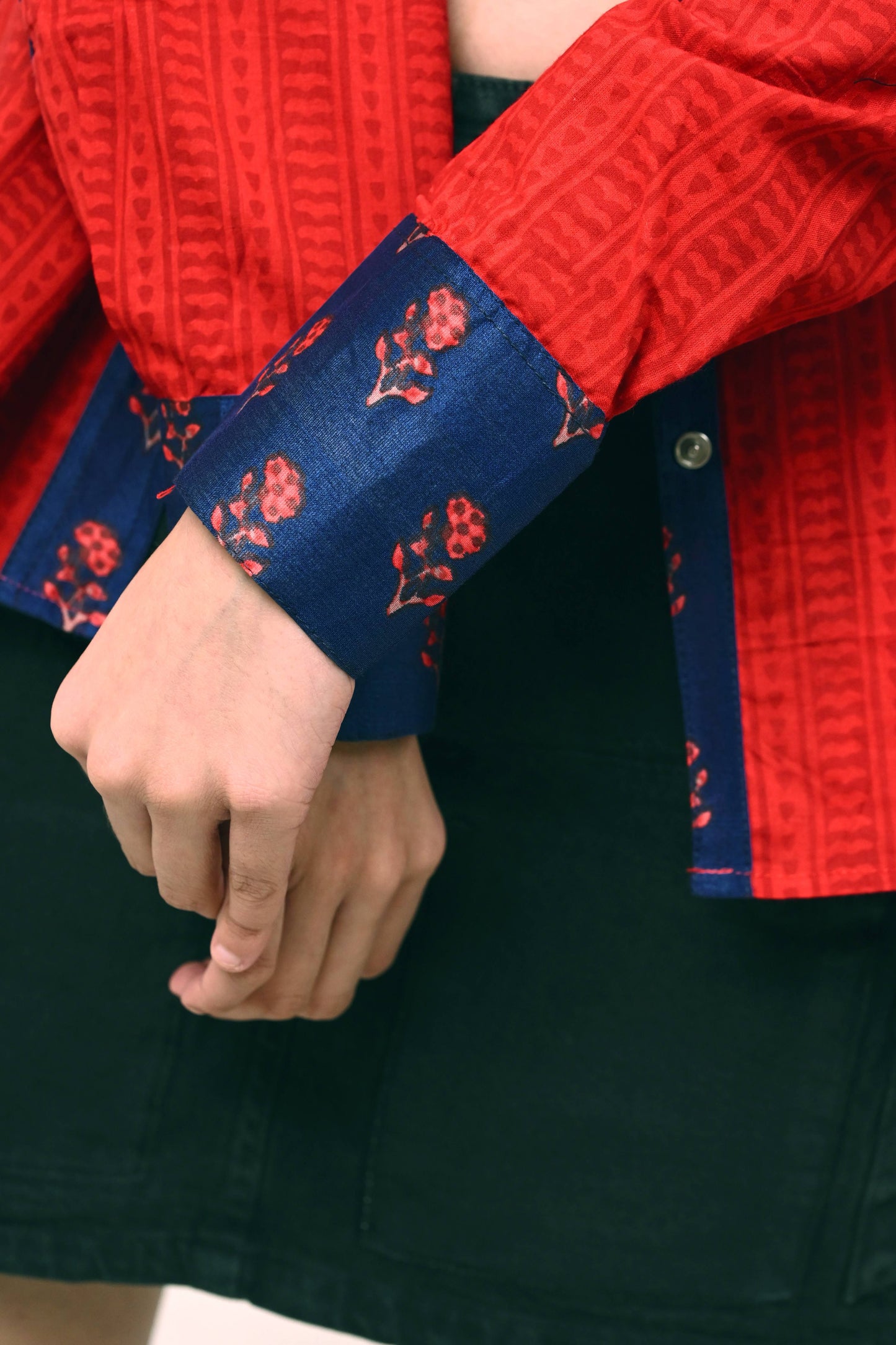 RUBY ROAR SHIRT - 66Aura