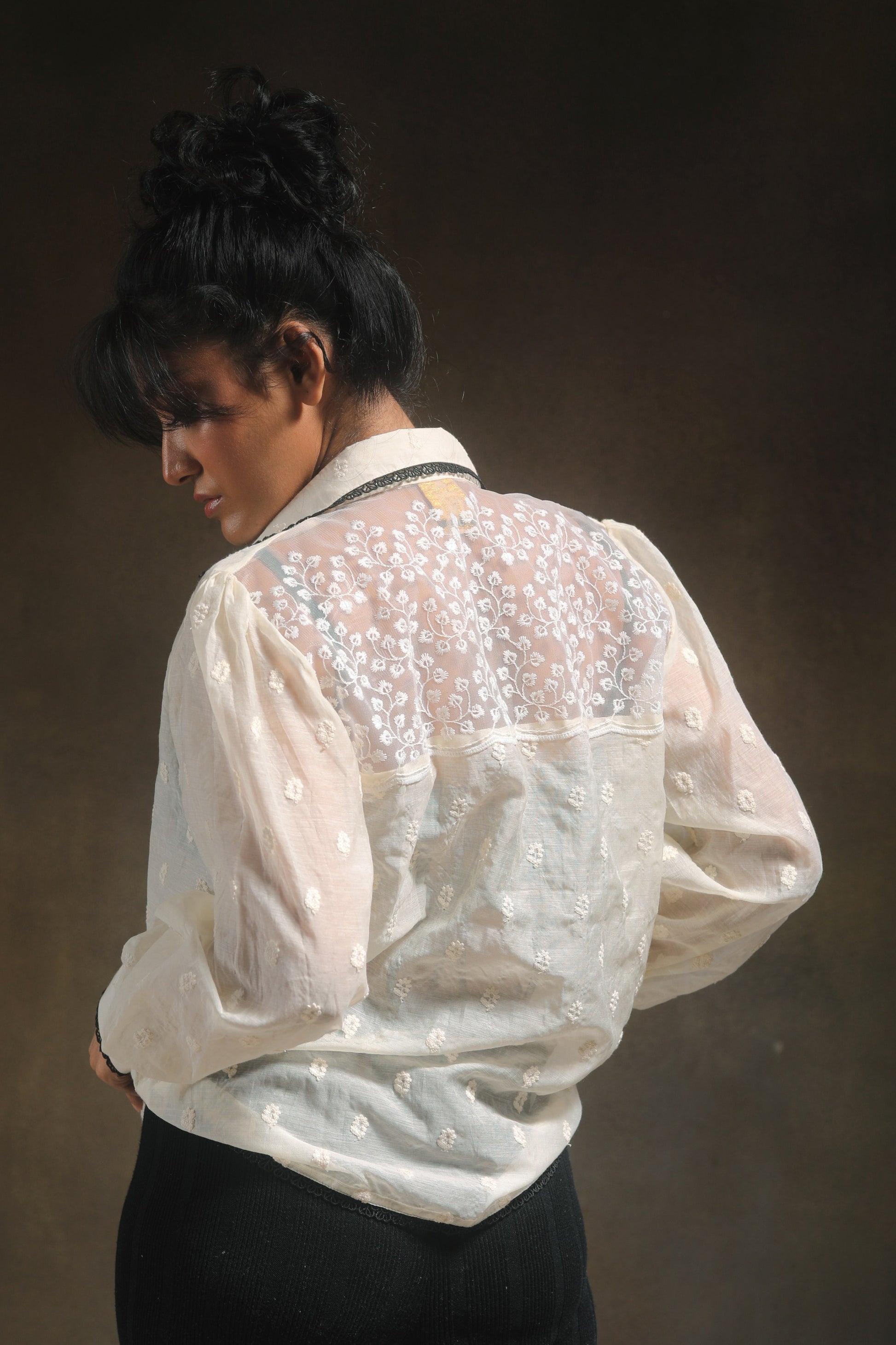 Light gray oversized shirt by 66aura with a relaxed fit, featuring a collar, long sleeves, and a casual, comfortable style.