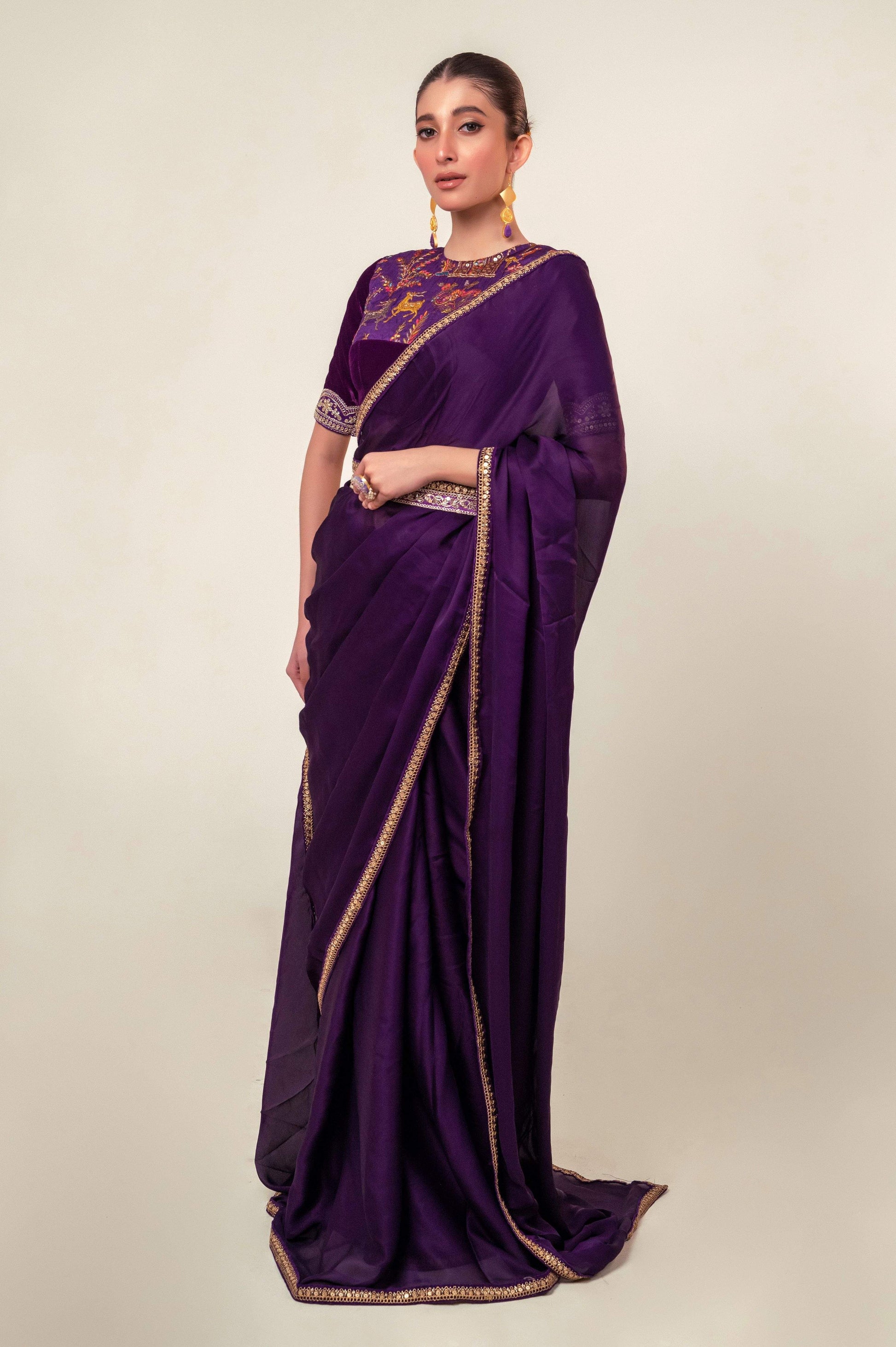 BOLD BLOOM SAREE - 66Aura