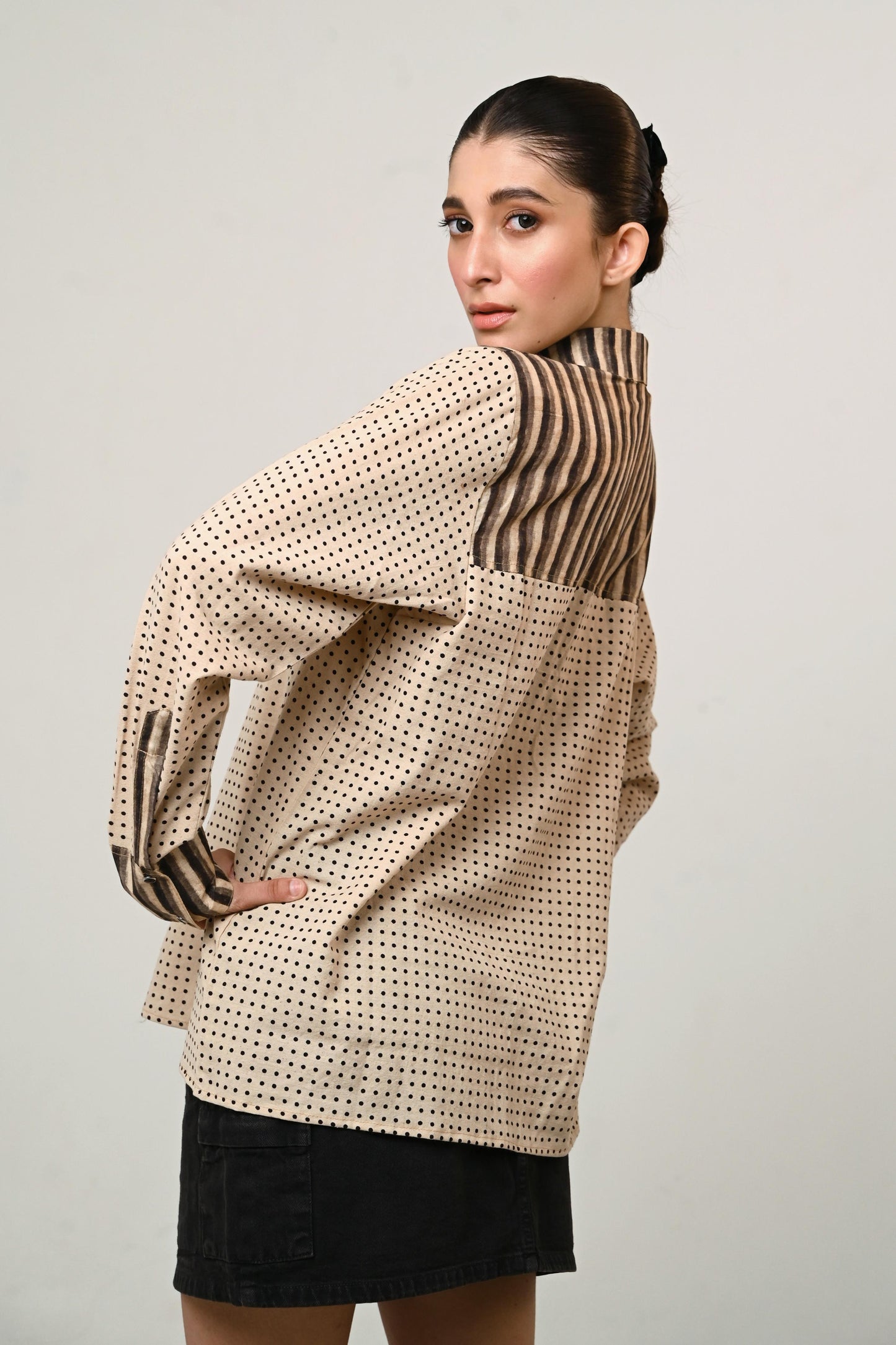 SEPIA SYNC SHIRT - 66Aura