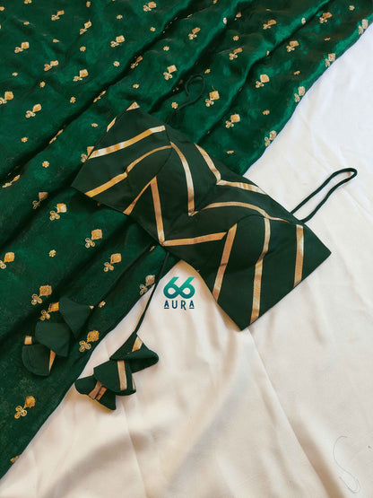 PINE AURA SLEEVELESS BLOUSE