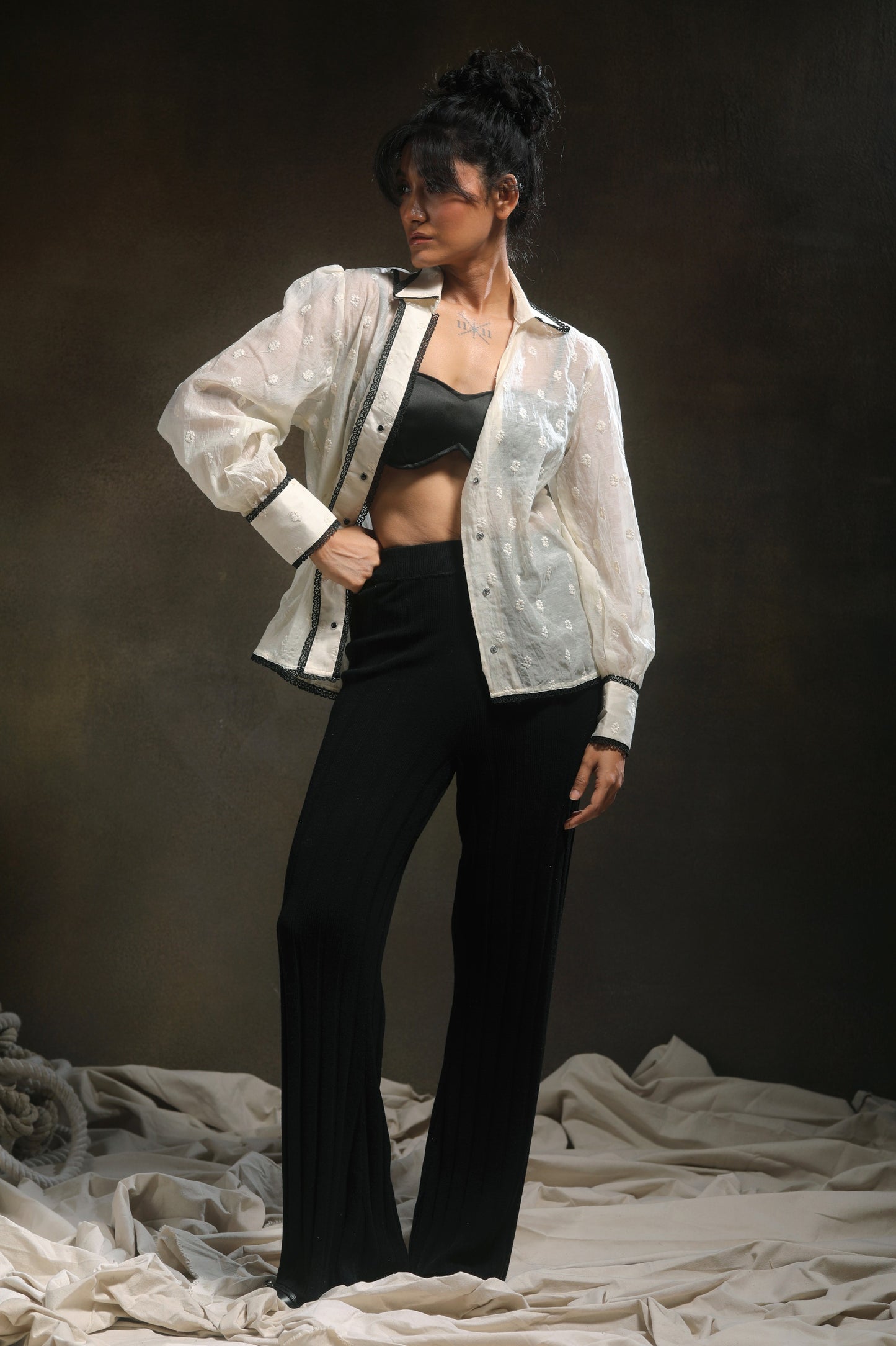 Oversized Blink Blink shirt by 66aura featuring a relaxed fit, soft fabric, and stylish design in a casual, everyday look.