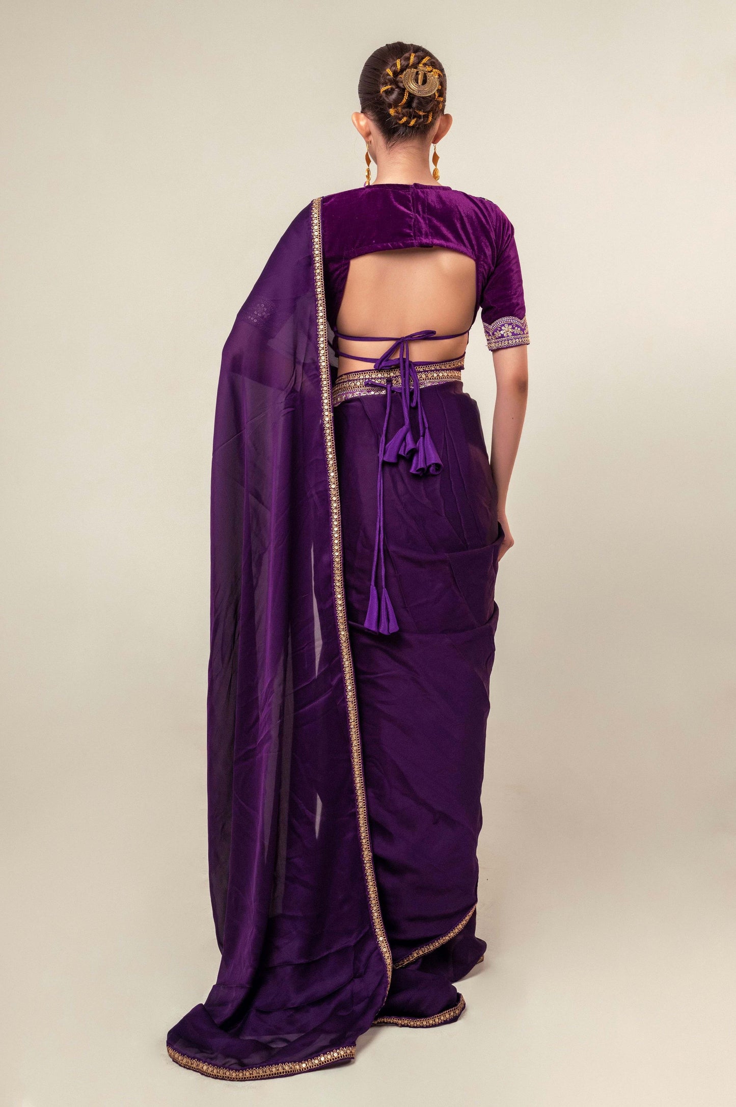 BOLD BLOOM SAREE WITH ROYAL HAZE BLOUSE - 66Aura