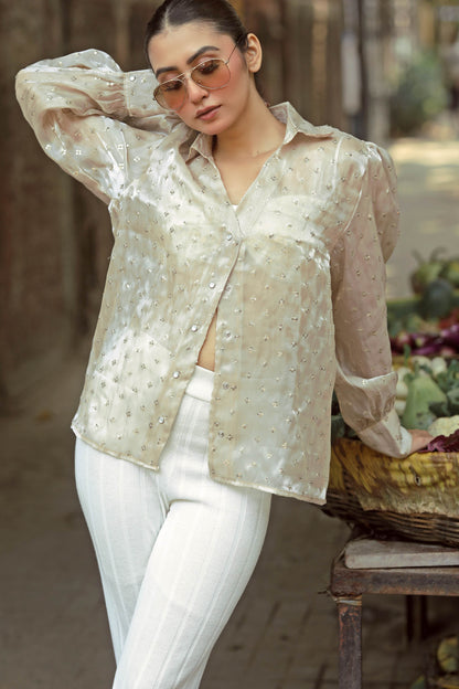 66aura Loud Luxury shirt featuring a stylish design, lightweight fabric, and comfortable fit for casual wear.