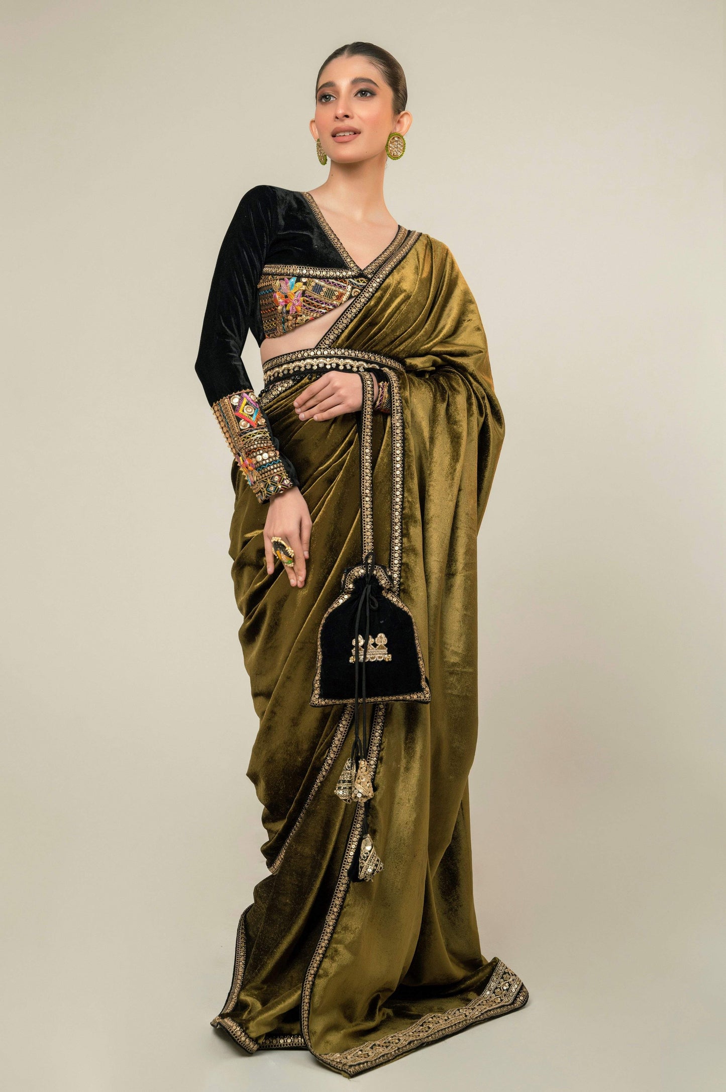 VELVET VOGUE SAREE WITH MIDNIGHT MANOR BLOUSE - 66Aura