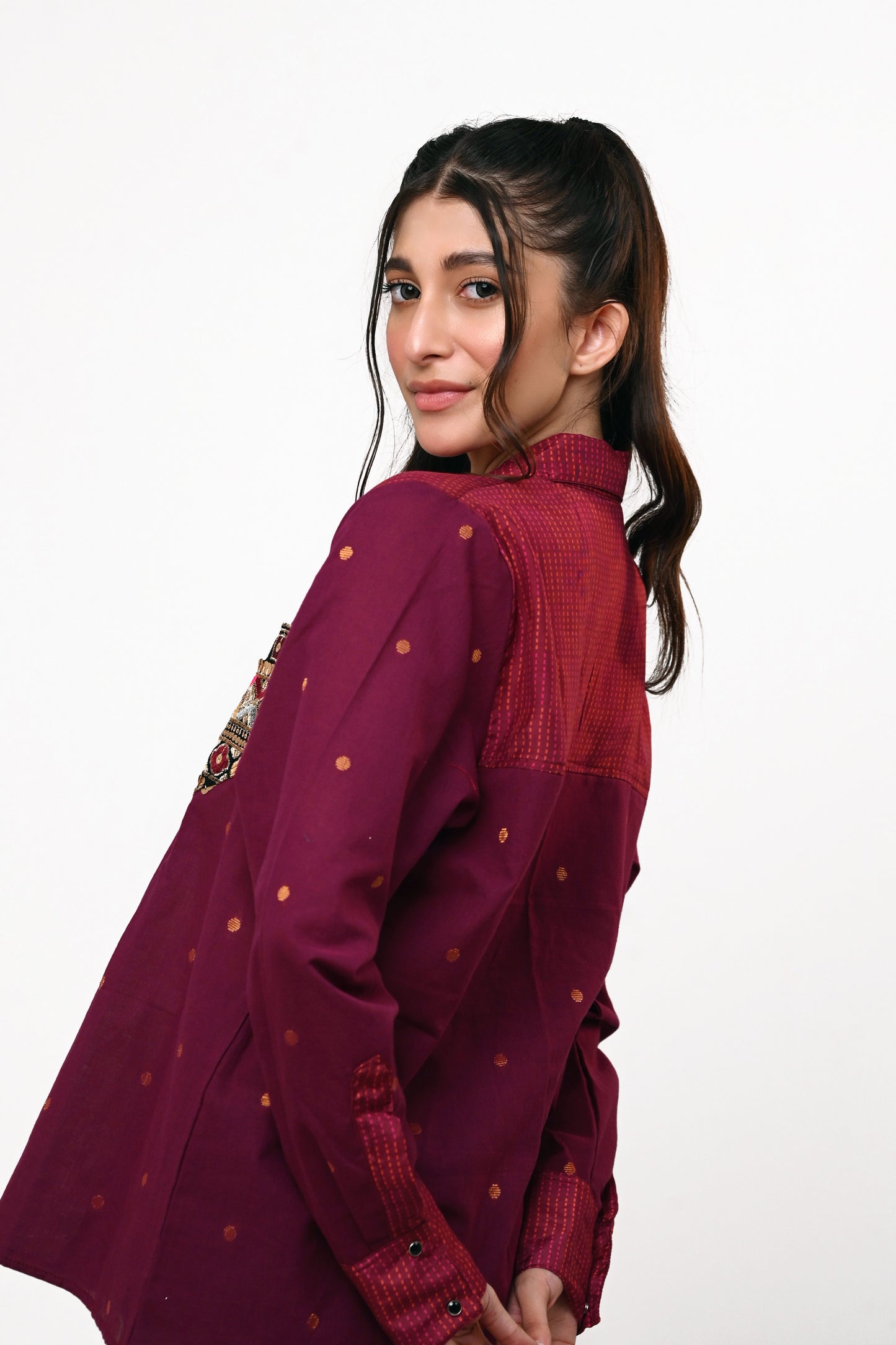 CODE CHERRY SHIRT - 66Aura
