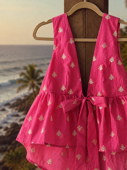 Pink chicken hang top from 66aura Cupid Crisis collection, featuring casual style with soft fabric and relaxed fit.